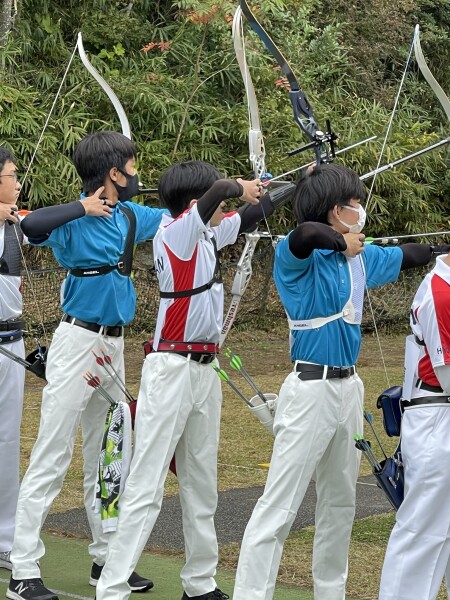 福田ショット伊藤ホールド