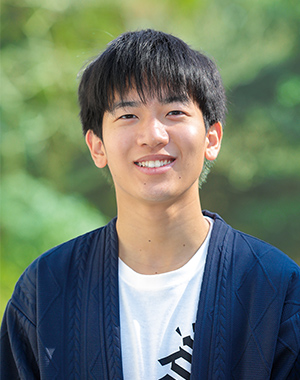 自ら学習計画を立て、自分にあった講座を選択します。